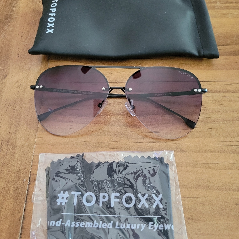 Aviator sun glasses
